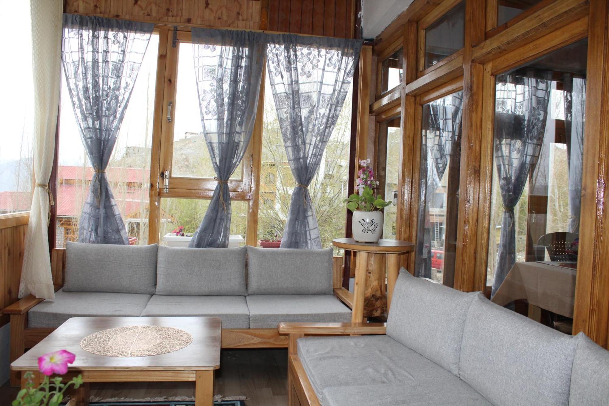 Karma Lodge Leh Ngoại thất bức ảnh